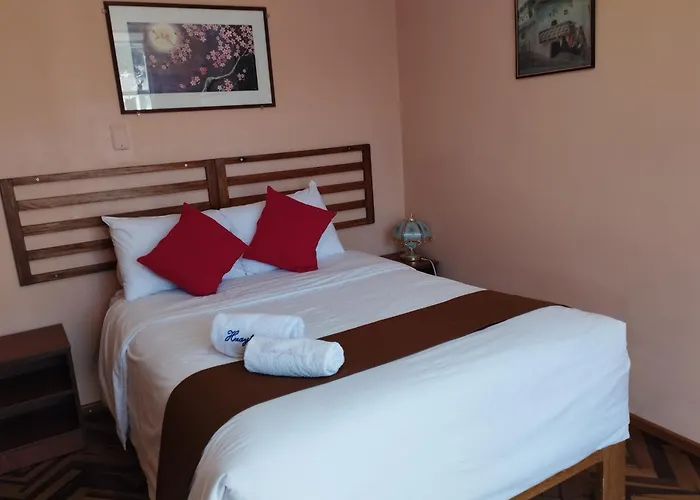 Huaytusive Hotel