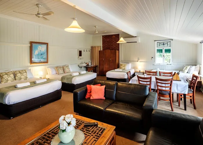 Maleny Hotel