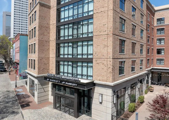 Courtyard By Marriott Richmond Downtown