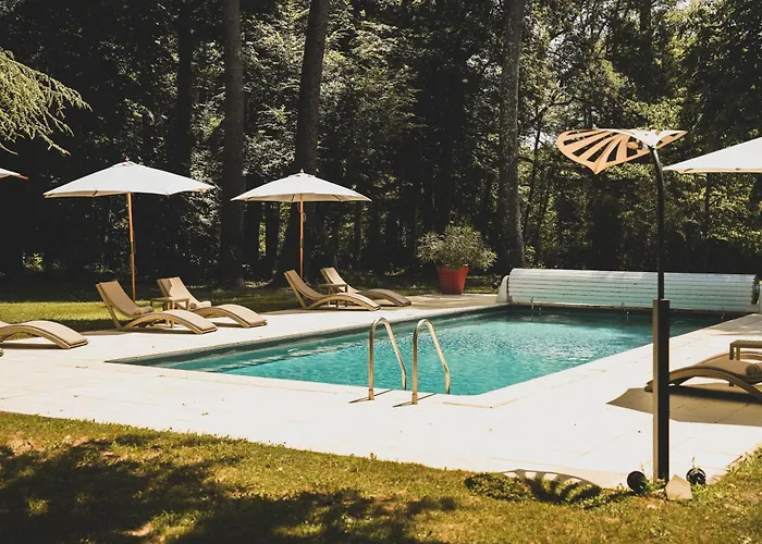 Hotel Chateau De Maraval