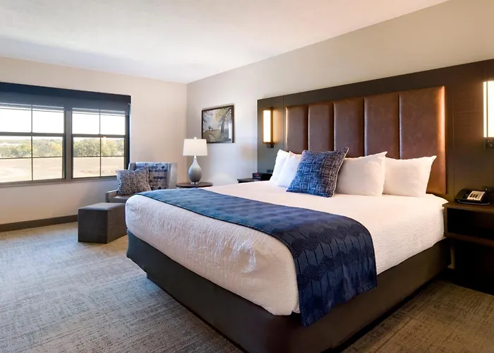 Clubhouse Hotel Sioux Falls