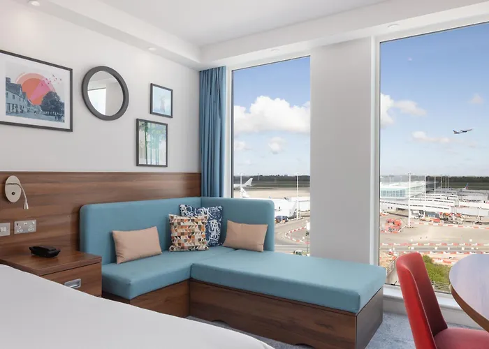 Hampton By Hilton London Stansted Airport