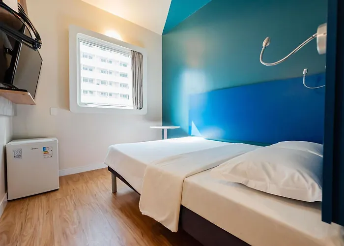 Ibis Budget Santos Gonzaga
