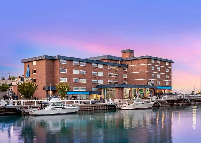 The Harborview On Lake Michigan, An Ascend Collection Hotel