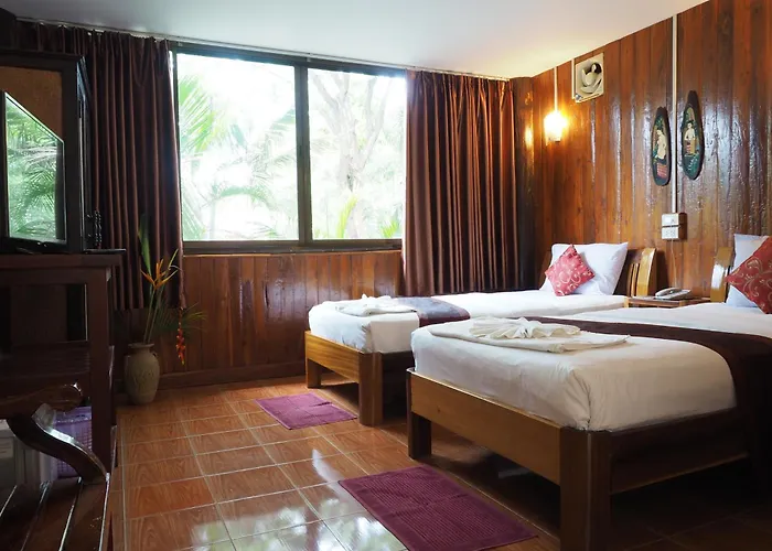 ภูตะวัน กาญจน์ รีสอร์ท Phutawan Kan Resort