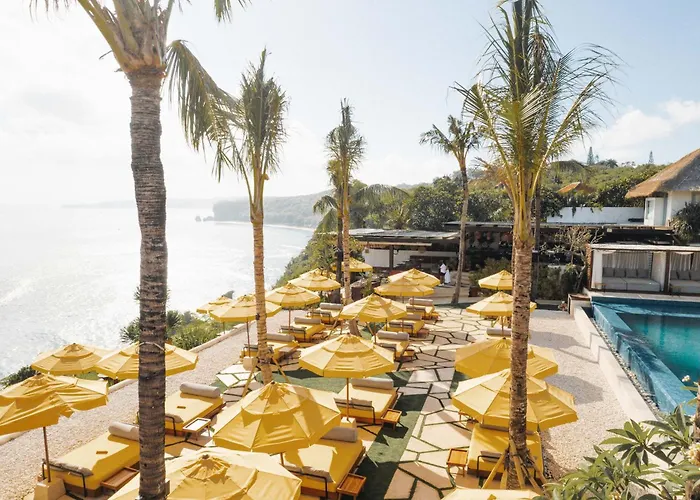 Ulu Cliffhouse Boutique Hotel And Pool Club - Adults Only
