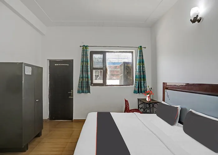 Hotel Naveen Stay