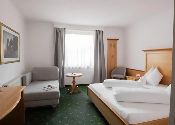 Hotel Martini Kaprun Inkluding Breakfast, Free Parking And Zell Am See-Kaprun Summer Card