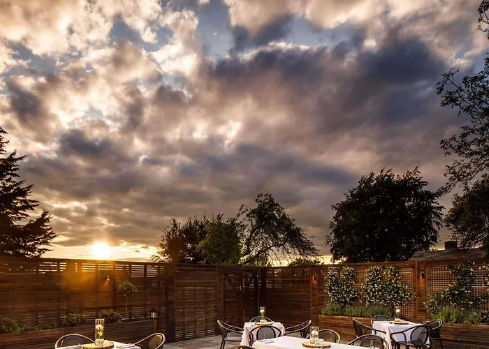 Mercure Oxford Hawkwell House Hotel