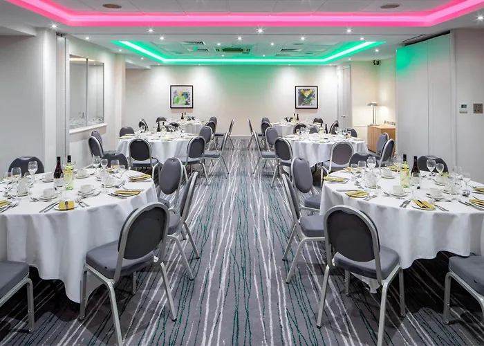Holiday Inn Aylesbury By Ihg