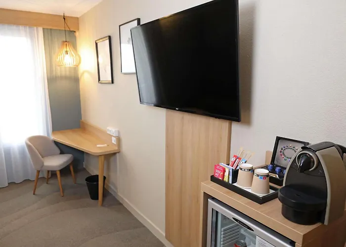 Mercure Abbeville Centre - Porte De La Baie De Somme