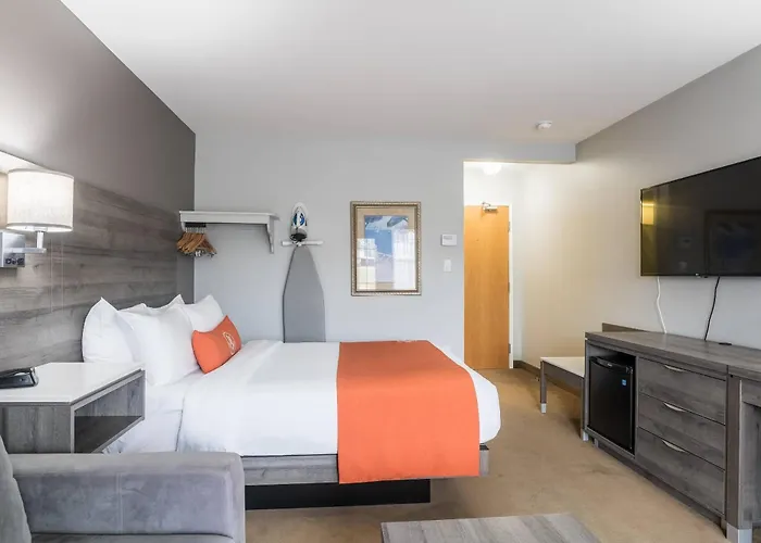 Amsterdam Inn & Suites, An Ascend Collection Hotel