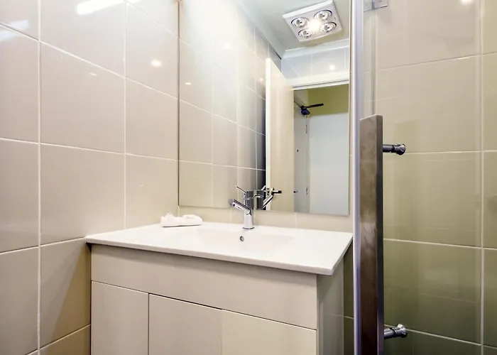 ibis Styles Kingsgate Hotel