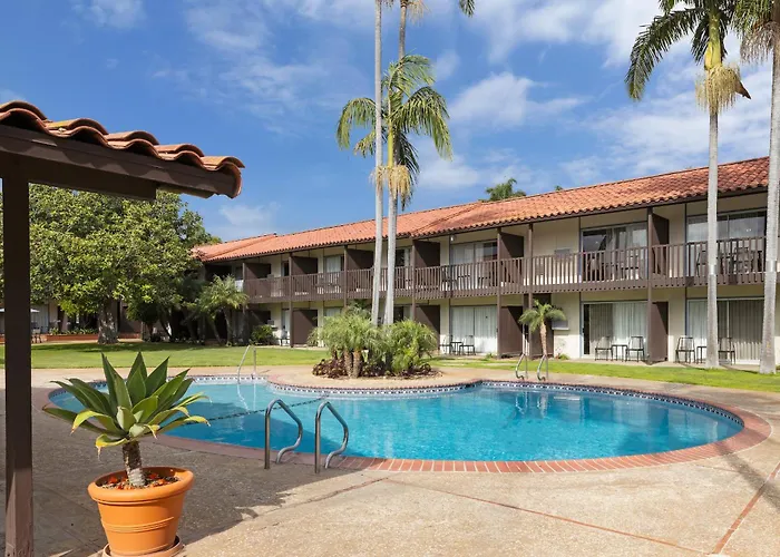 Found Hotels, Santa Barbara, Series By Marriott
