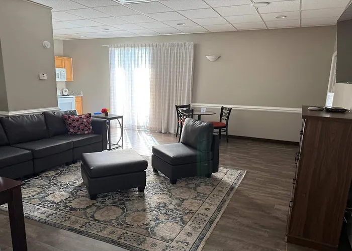 Travelodge By Wyndham Lakeland