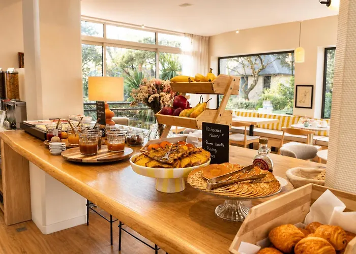 The Originals Boutique Hotel La Villa Ouest & Spa