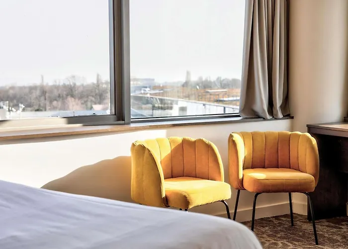Ibis Styles Saint Julien En Genevois Acces Espace Aquatique Ucpa Vitam Inclus