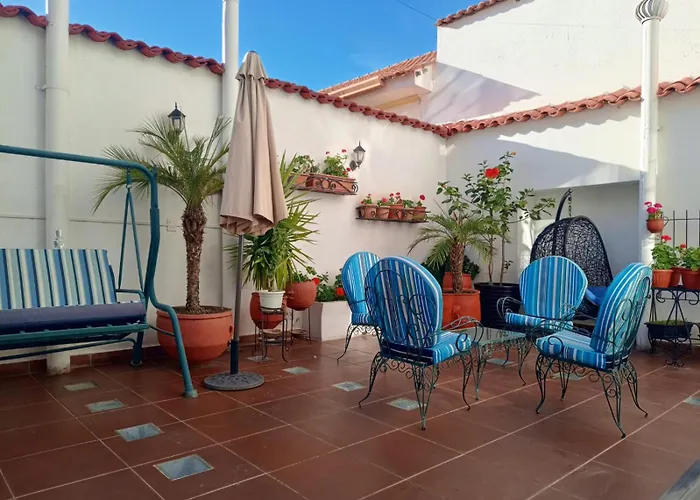 El Hotel De Su Merced