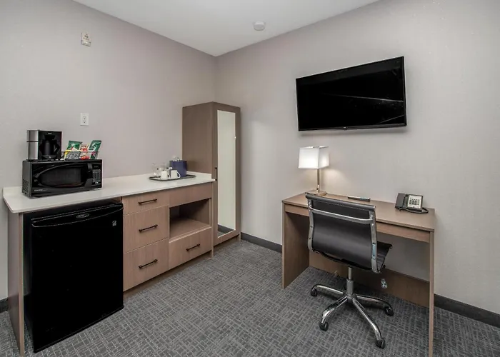 Coast Lethbridge Hotel & Conference Centre