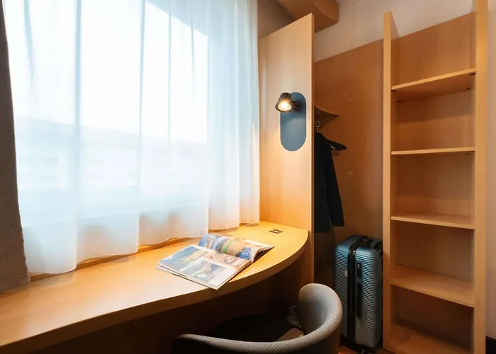 Ibis Geneve Centre Nations