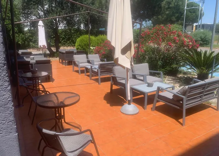 Contact Hotel Le Sud Montpellier Aeroport Parc Expo Arena