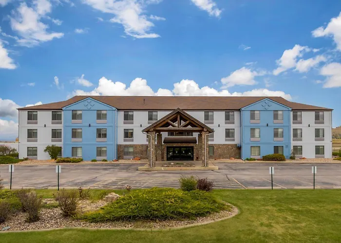 Comfort Inn & Suites Summerset - North Rapid City