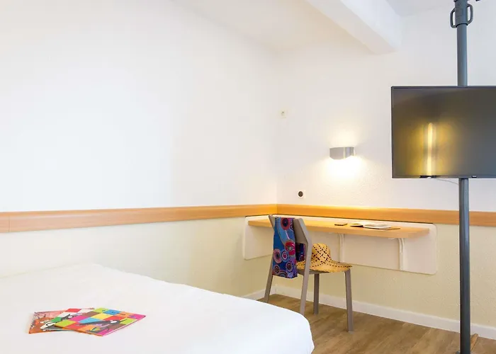 Ibis Budget Frejus St Raphael Centre Plages Gare Tgv