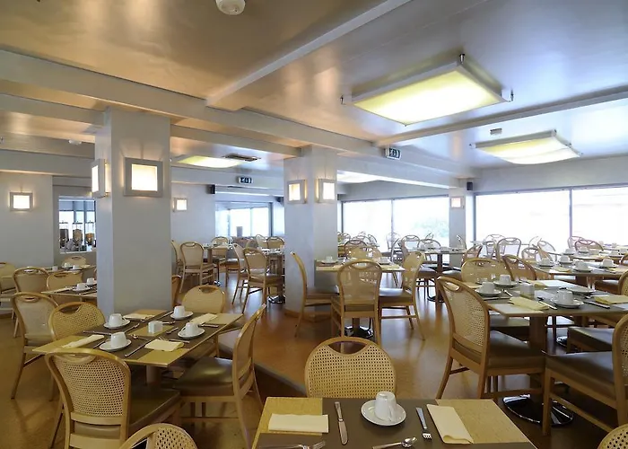 Maniatis Hotel