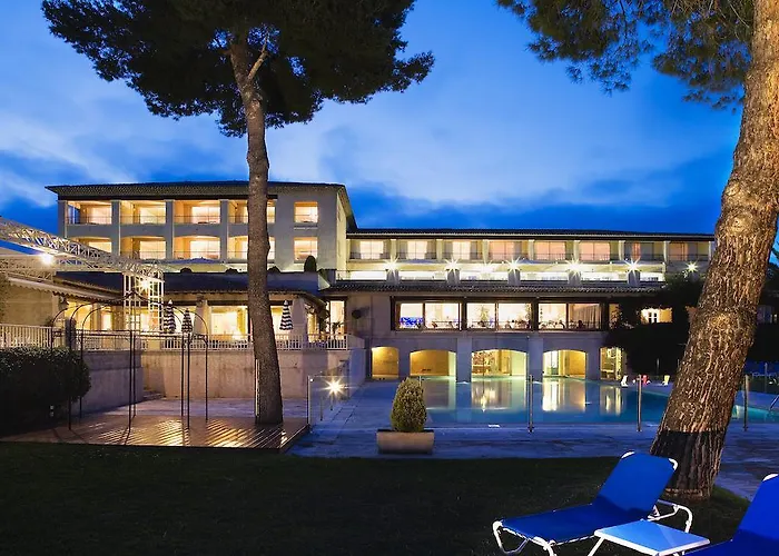 Le Mas D'Artigny & Spa