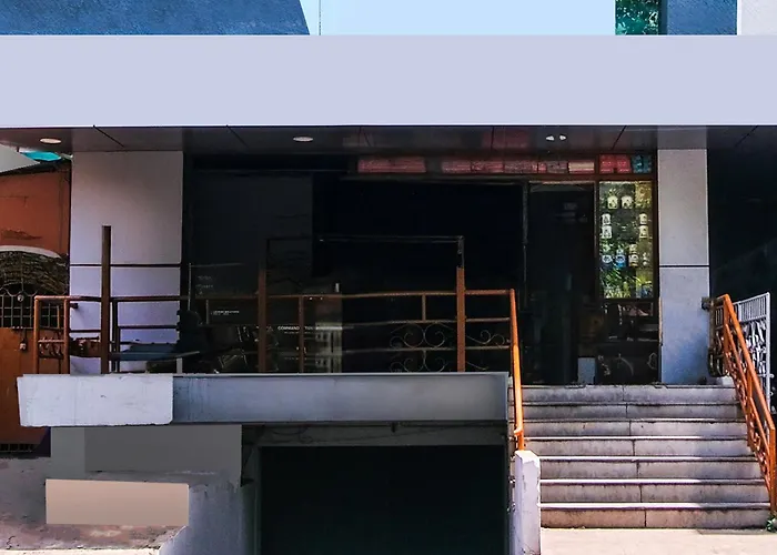 Super Oyo Hotel O Allipuram Near Railway Station
