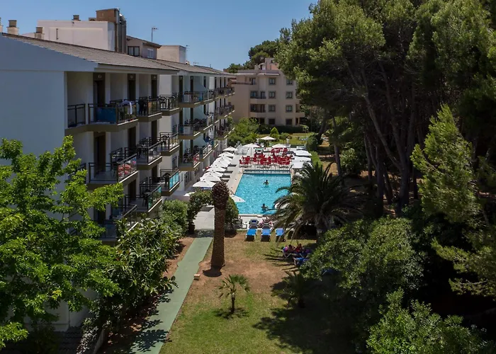 Guya Wave Hotel (Adults Only)