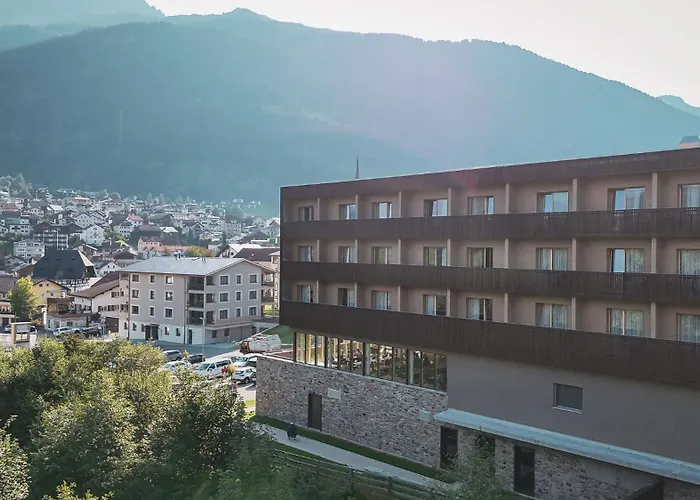 Aves Hotel Savognin