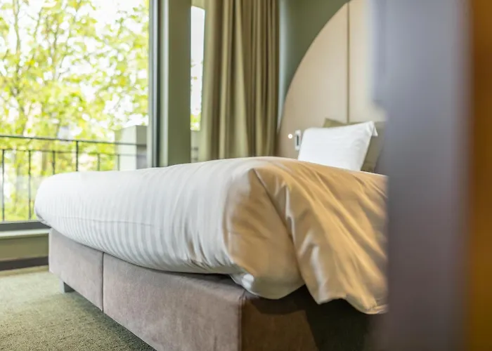 Green Hotel