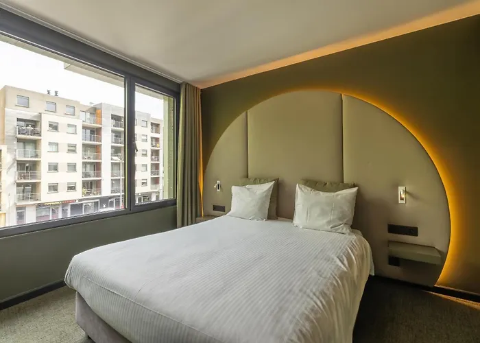 Green Hotel