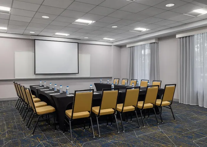 Hampton Inn Washington-Dulles International Airport South