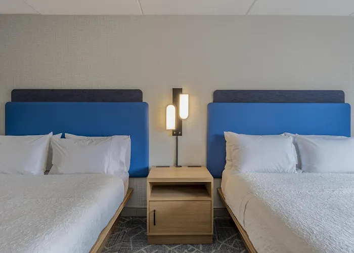 Hampton Inn & Suites Williamsburg Historic District