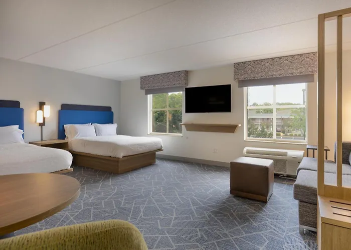 Hampton Inn & Suites Williamsburg Historic District