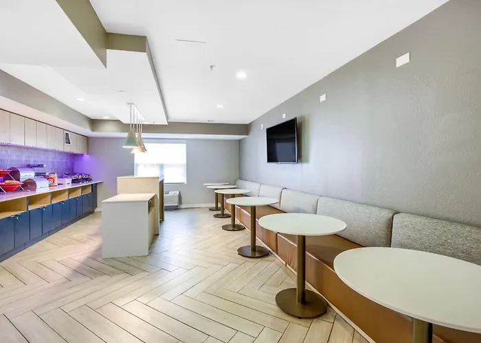 Mainstay Suites Mobile