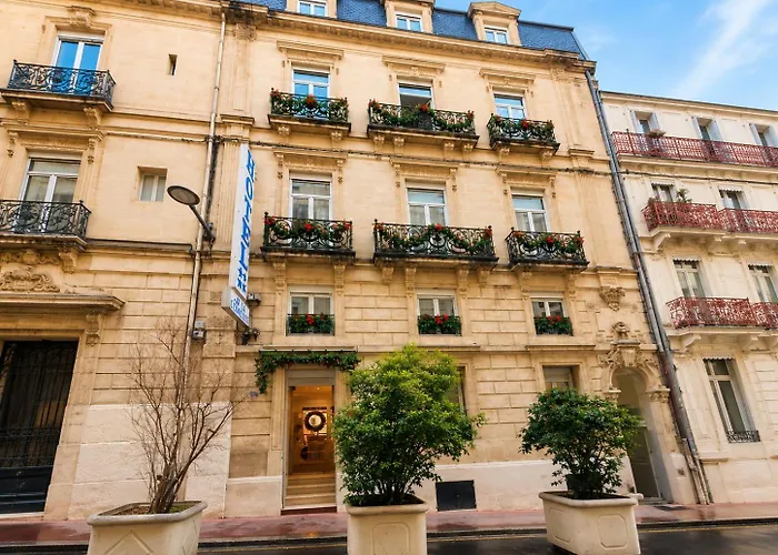 Hotel Comédie - Place De La Comédie Corum