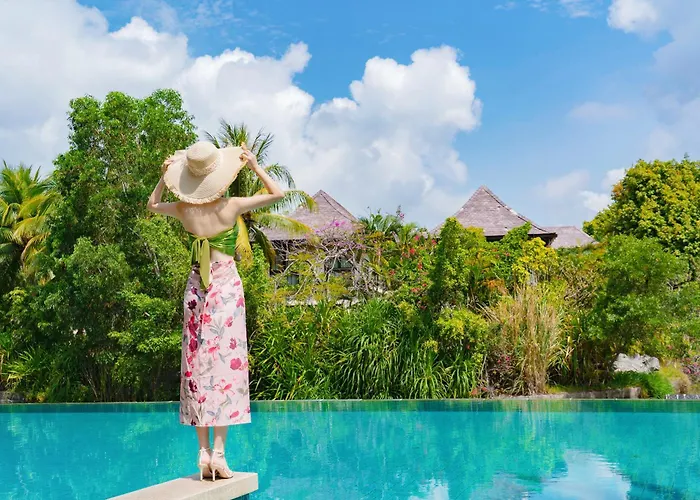 Sanya Yalong Bay Villas & Spa