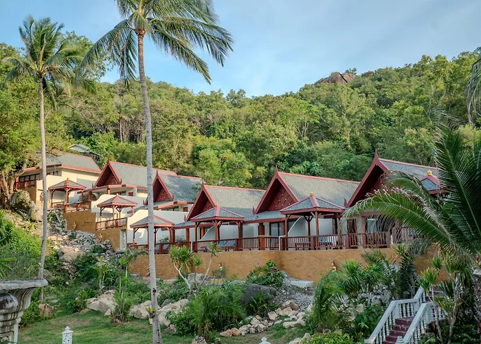 Crystal Bay Yacht Club Beach Resort