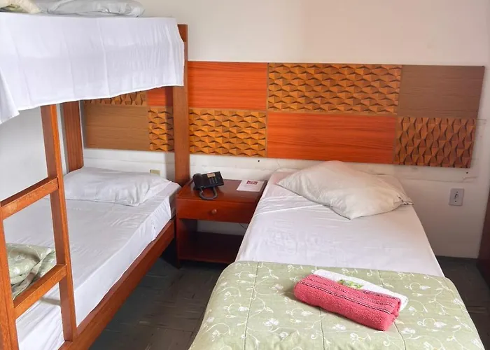 Six'S Hotel