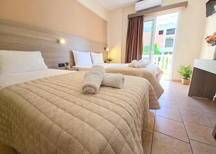 John & Eve Hotel