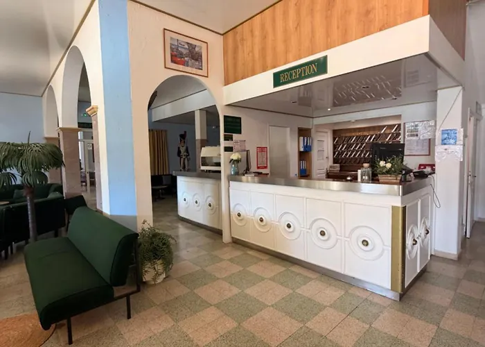 Hotel Madame Mere
