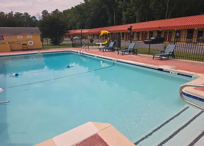 Econo Lodge Pocomoke City Hwy 13