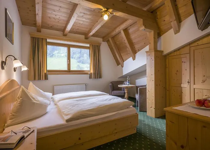 Hotel Garni Klocker Kaltenbach