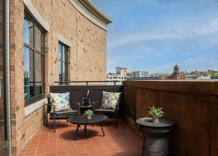 Residence Inn By Marriott Richmond Downtown