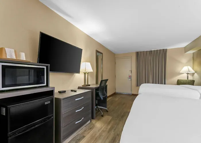 Econo Lodge Panama City St Andrews