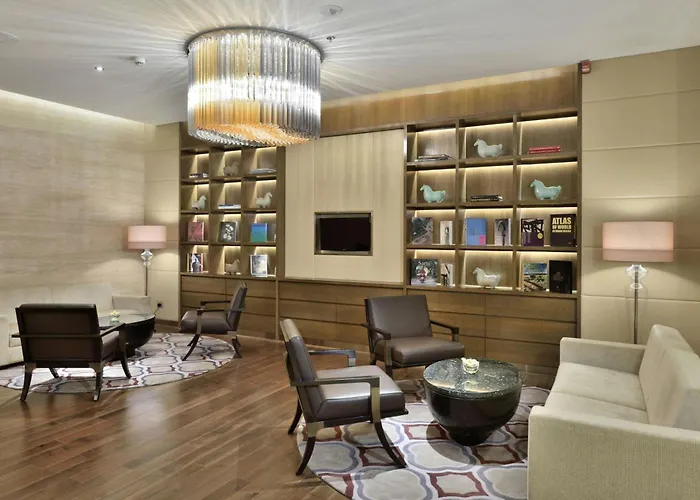 Jw Marriott Mumbai Sahar Airport Hotel