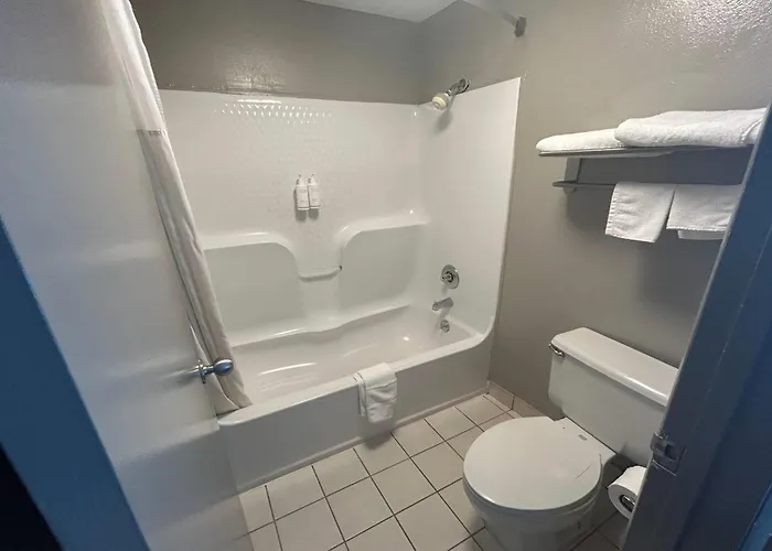 Days Inn By Wyndham Dublin Ga